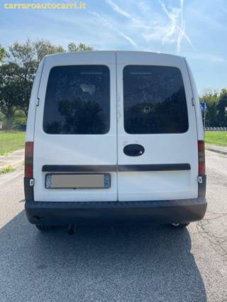 OPEL Combo usata, con Controllo automatico clima