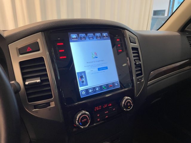 MITSUBISHI Pajero usata, con Lettore CD