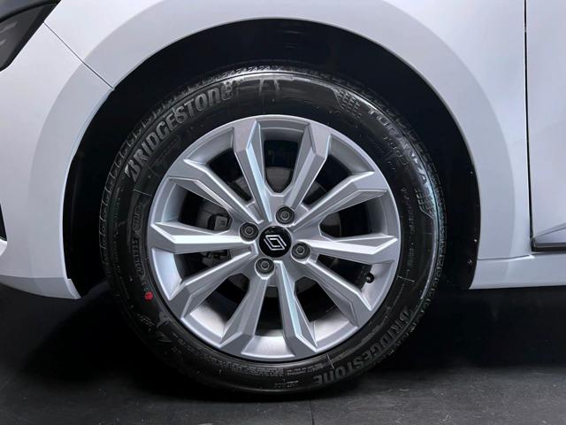 RENAULT Clio usata, con Autoradio