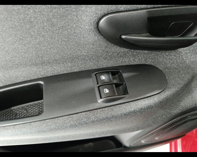 LANCIA Ypsilon usata, con Servosterzo