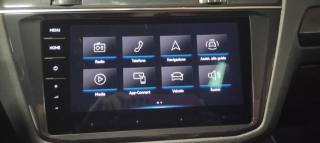 VOLKSWAGEN Tiguan Allspace usata, con Bracciolo