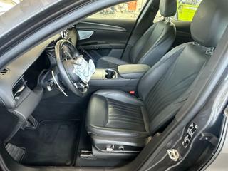 MASERATI Grecale usata, con Interni in pelle