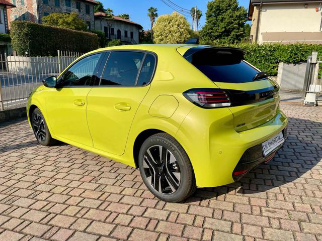 PEUGEOT 208 usata, con Autoradio