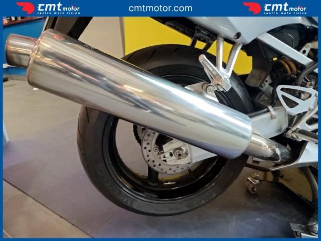 HONDA CBR 600 F usata 12
