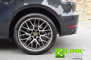 PORSCHE Macan usata, con Sedile posteriore sdoppiato