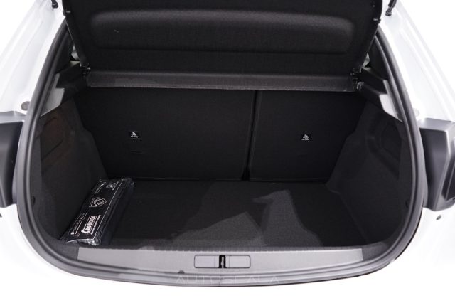 PEUGEOT 208 usata, con Apple CarPlay
