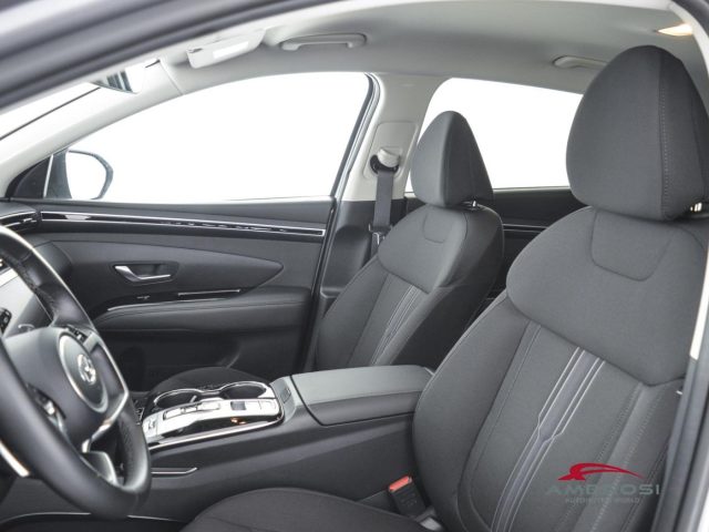 HYUNDAI Tucson usata 8