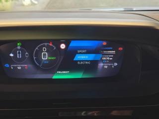 PEUGEOT 308 usata, con Servosterzo