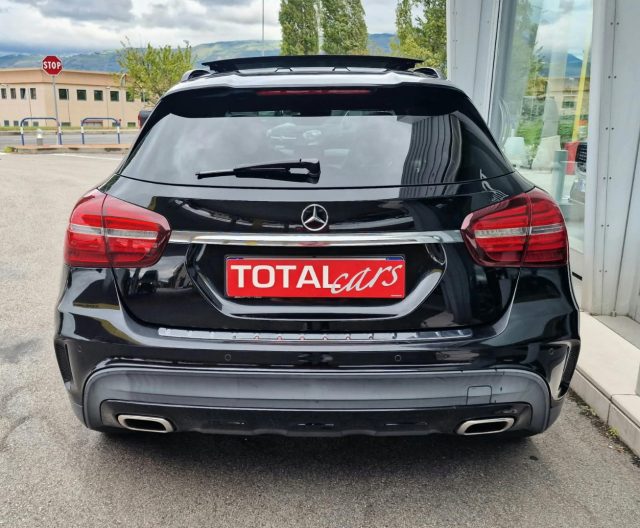 MERCEDES-BENZ GLA 200 usata, con Boardcomputer