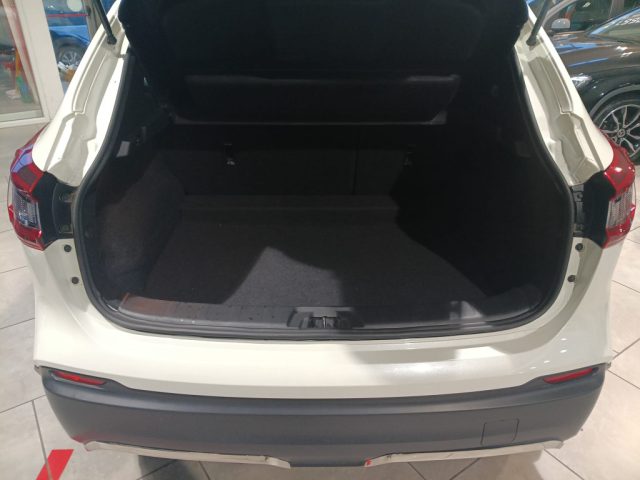 NISSAN Qashqai usata, con Sistema di navigazione