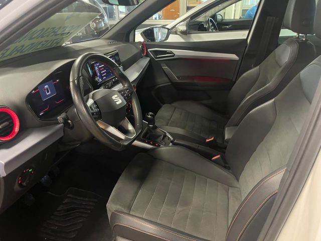 SEAT Arona usata, con Fari LED