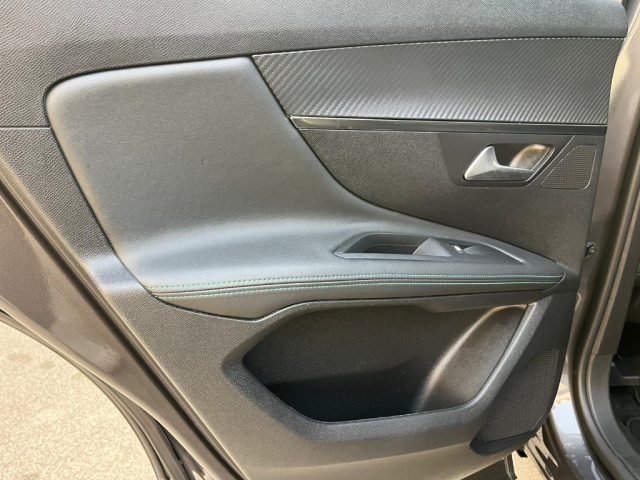 PEUGEOT 3008 usata, con Bluetooth