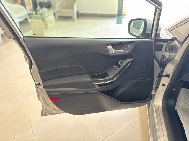 FORD Fiesta usata, con Servosterzo