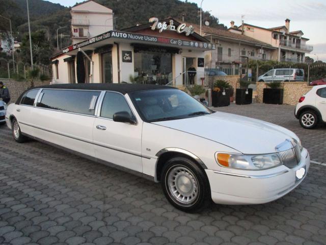 LINCOLN Town Car usata, con Interni in pelle