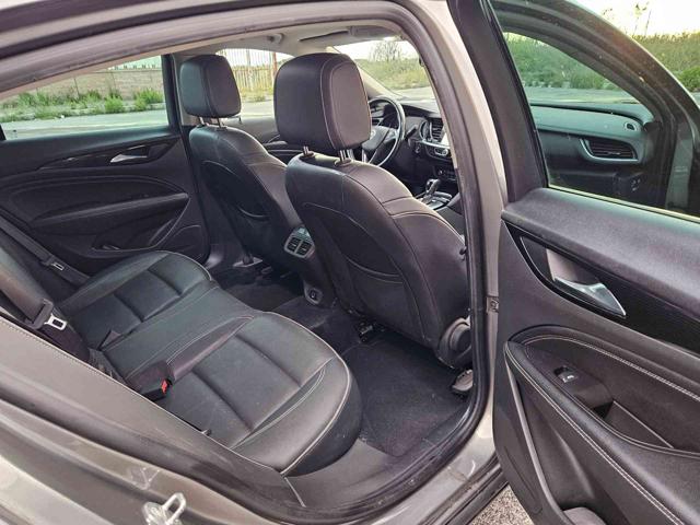 OPEL Insignia usata, con Park Distance Control