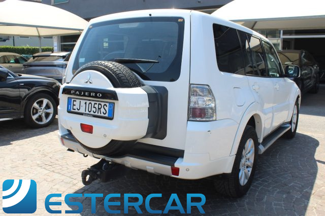 MITSUBISHI Pajero usata, con Airbag