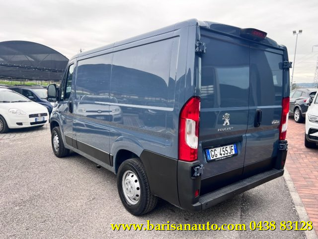 PEUGEOT Boxer usata, con Autoradio