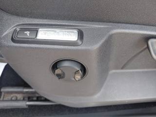 VOLKSWAGEN Tiguan usata, con USB