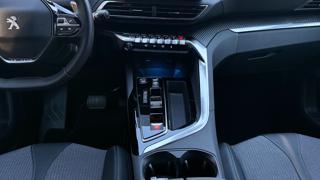 PEUGEOT 3008 usata, con Controllo automatico clima