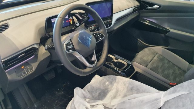VOLKSWAGEN ID.4 usata, con Chiusura centralizzata