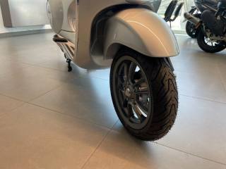 VESPA Elettrica usata 12