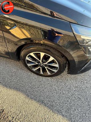 MITSUBISHI Colt usata, con Touch screen