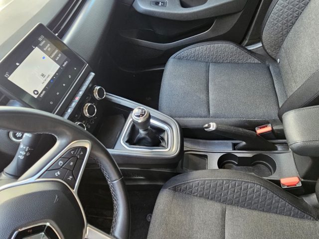 RENAULT Clio usata, con USB