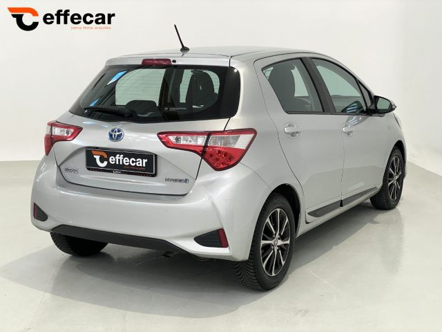 TOYOTA Yaris usata, con Autoradio