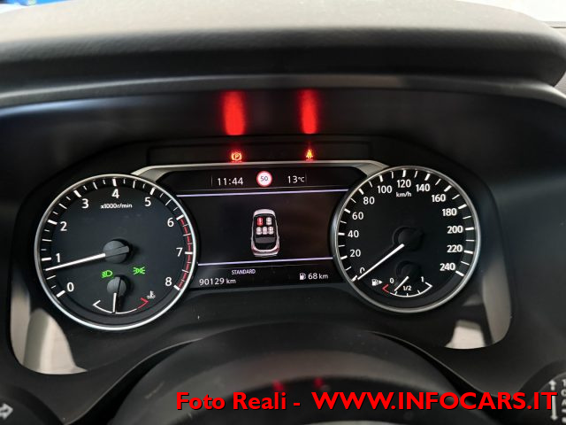 NISSAN Qashqai usata, con Controllo automatico clima