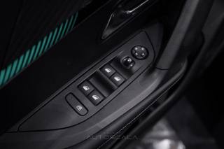 PEUGEOT 2008 usata, con Controllo automatico clima