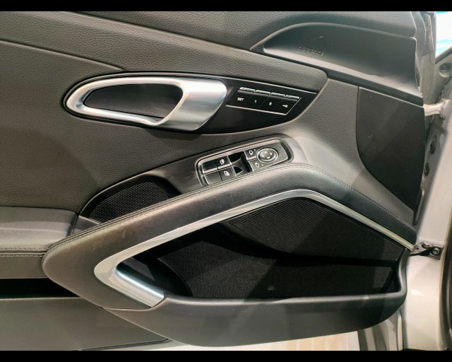 PORSCHE 718 usata 22