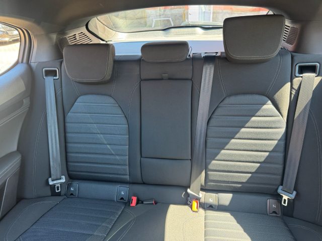 ALFA ROMEO Stelvio usata, con Sedile posteriore sdoppiato