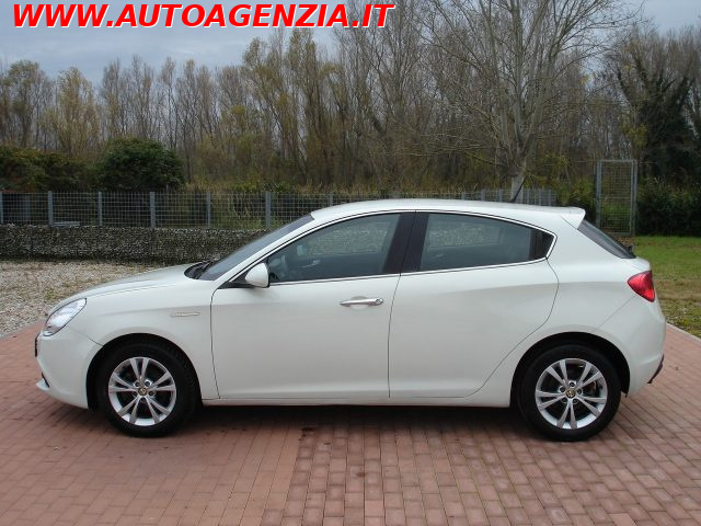 ALFA ROMEO Giulietta usata 2