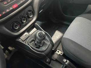 FIAT Doblo usata, con USB