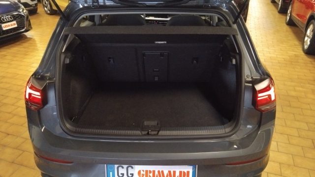 VOLKSWAGEN Golf usata, con Climatizzatore