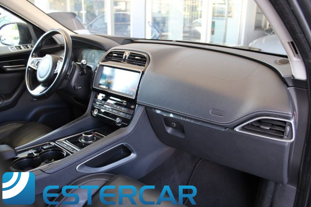 JAGUAR F-Pace usata, con Touch screen