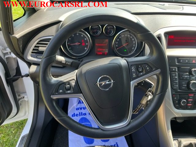 OPEL Astra usata, con Servosterzo