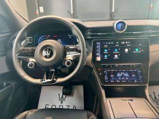 MASERATI Grecale usata, con Luci diurne LED