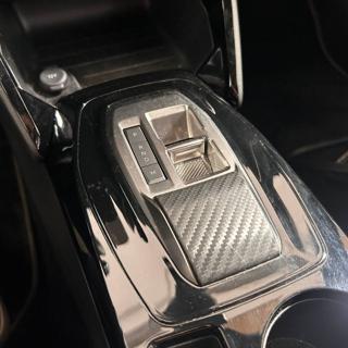 PEUGEOT 2008 usata, con Leve al volante