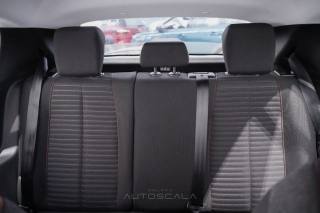 PEUGEOT 208 usata, con Fari LED