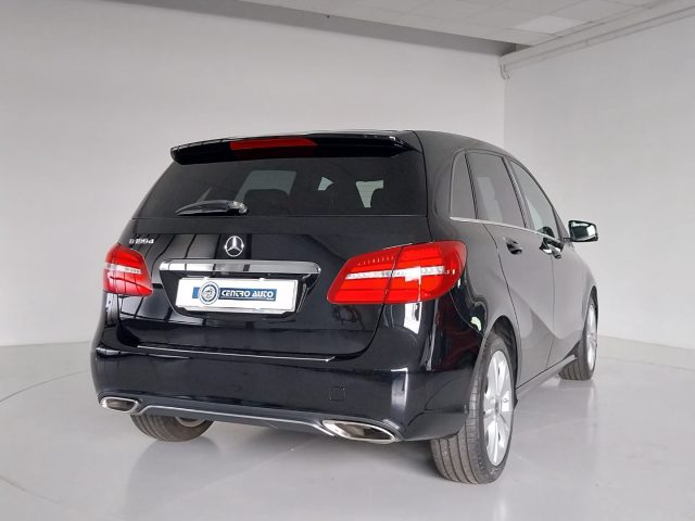MERCEDES-BENZ B 180 usata, con Vivavoce