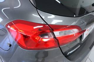 FORD Fiesta usata, con Specchietti laterali elettrici