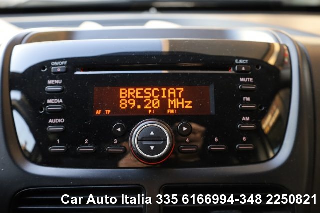 OPEL Combo usata, con Monitoraggio pressione pneumatici