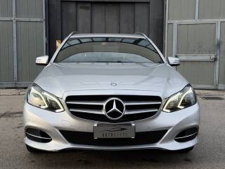 MERCEDES-BENZ E 200 usata, con Airbag