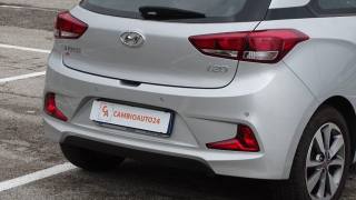 HYUNDAI i20 usata, con Luci diurne