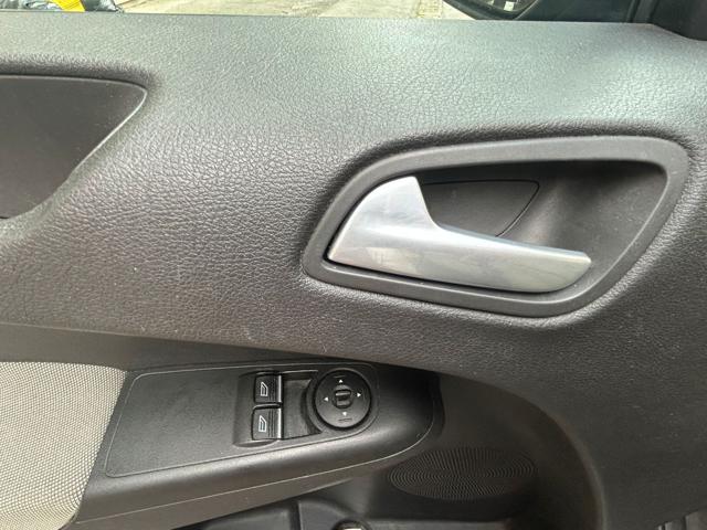 FORD Tourneo Courier usata 34
