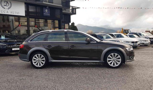 AUDI A4 allroad usata, con Autoradio