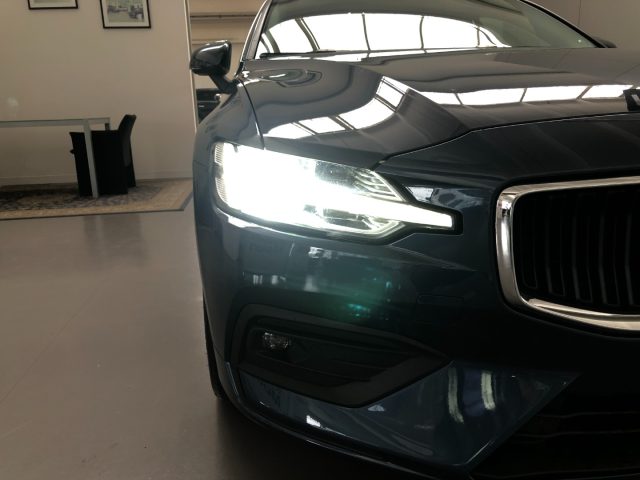 VOLVO V60 usata, con Volante multifunzione