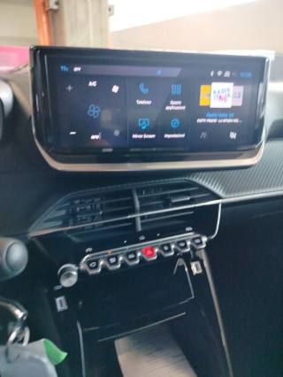 PEUGEOT 2008 usata 21