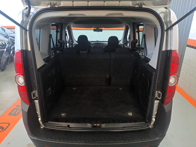 OPEL Combo usata, con Servosterzo